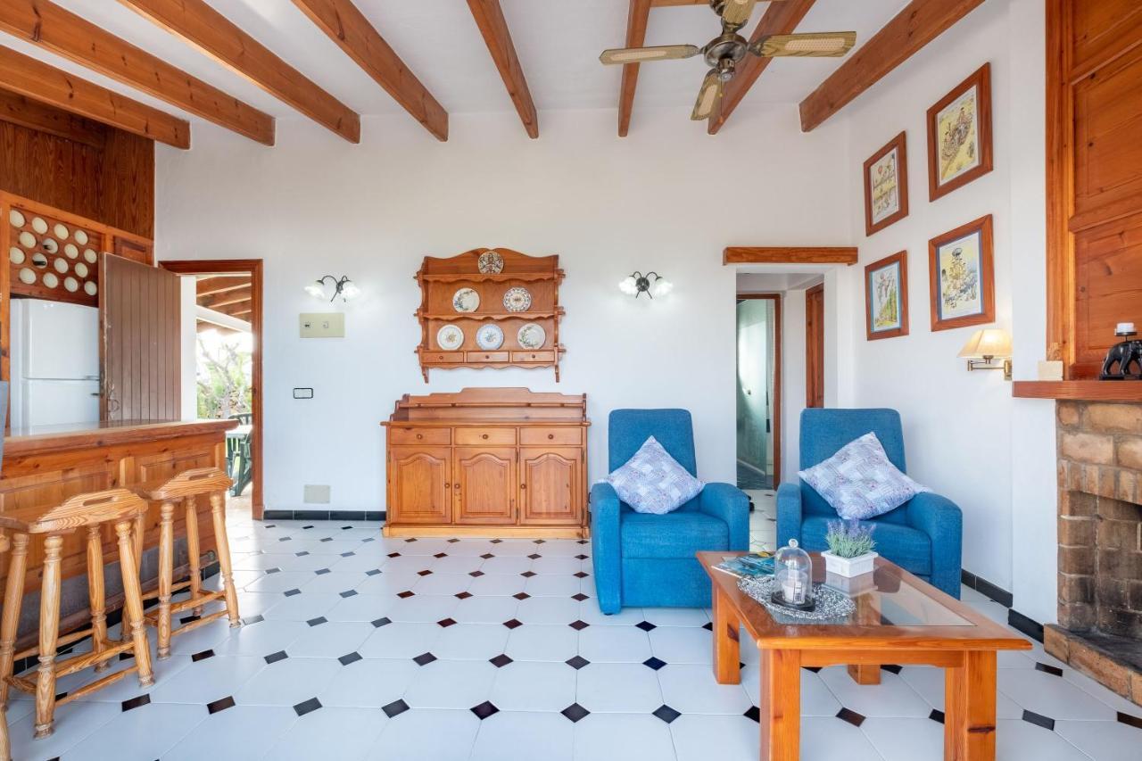 Villa Solivent Es Mercadal Exteriör bild
